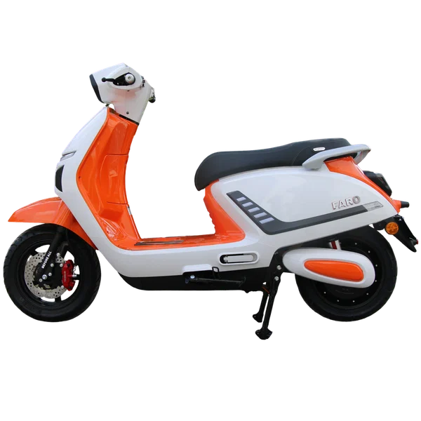 Xe điện Before All Faro màu trắng cam - góc nhìn chính diện
